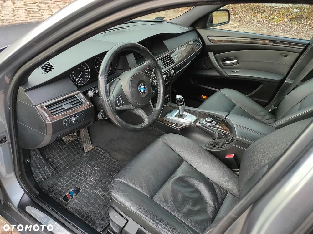 BMW Seria 5 530i xDrive - 8