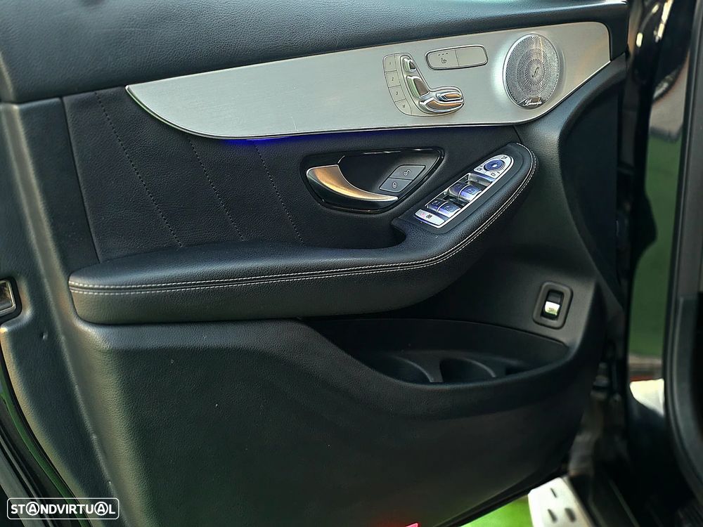 Mercedes-Benz GLC 300 de Coupe 4Matic 9G-TRONIC AMG Line Plus - 21