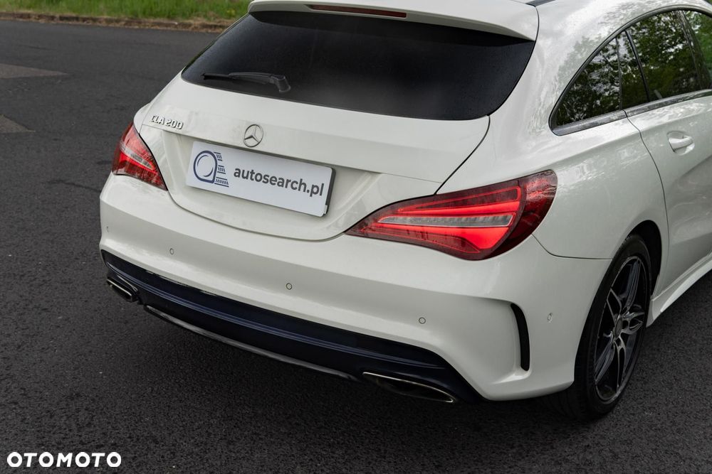 Mercedes-Benz CLA - 40