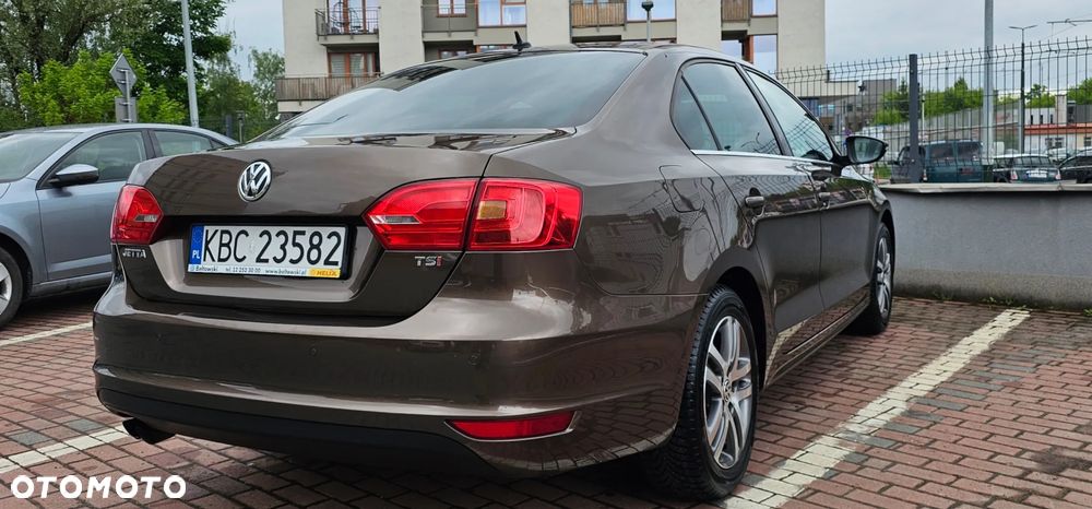 Volkswagen Jetta 1.4 TSI Highline Optimum - 4