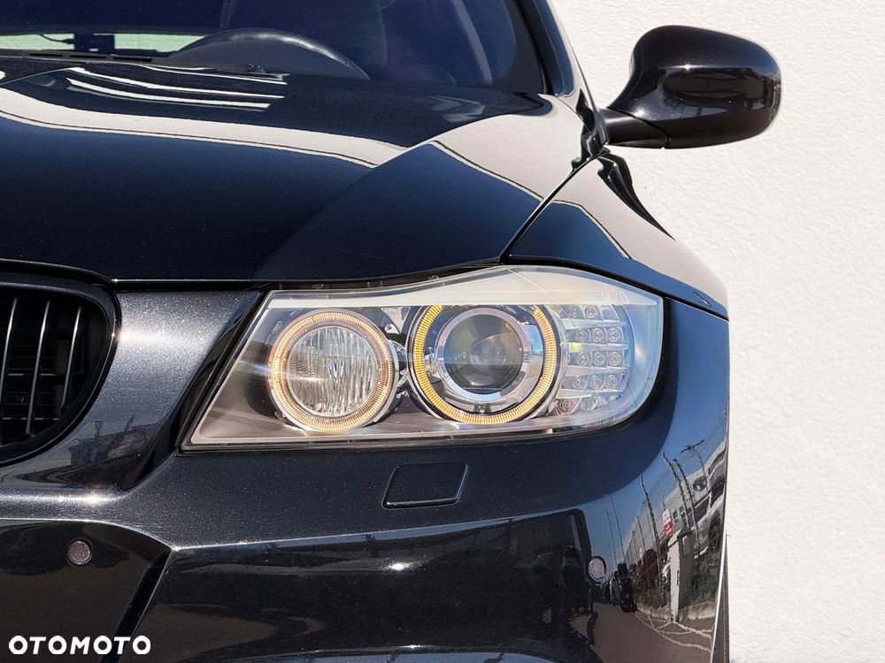 BMW Seria 3 320d DPF - 8