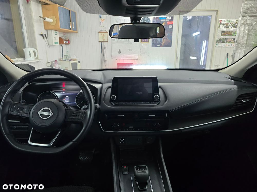 Nissan Qashqai 1.3 DIG-T MHEV Xtronic Tekna - 2