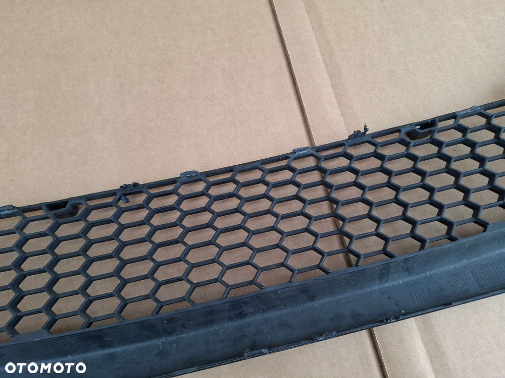 kratka zderzaka fiat 500 abarth oryginał - 9