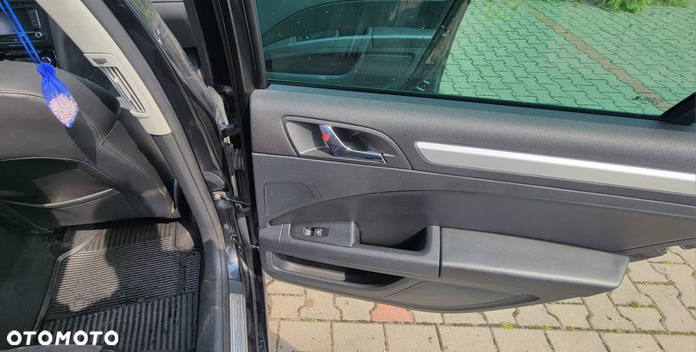 Skoda Superb 2.0 TDI DSG Exclusive - 11