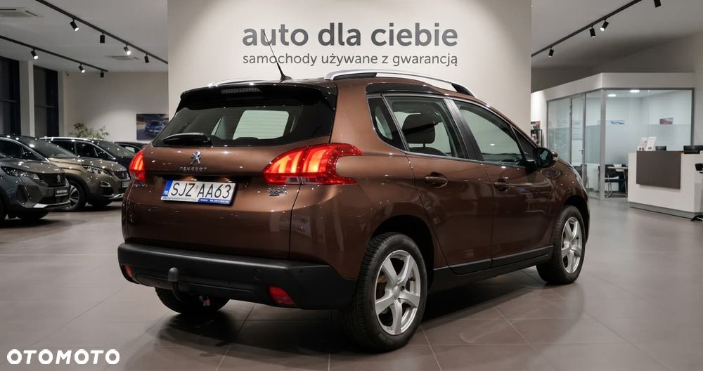 Peugeot 2008 1.6 e-HDi Allure S&S - 25