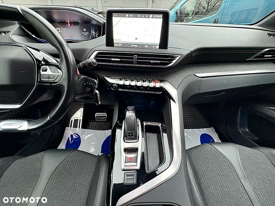 Peugeot 3008 1.6 PureTech GPF GT Line S&S EAT8 - 24