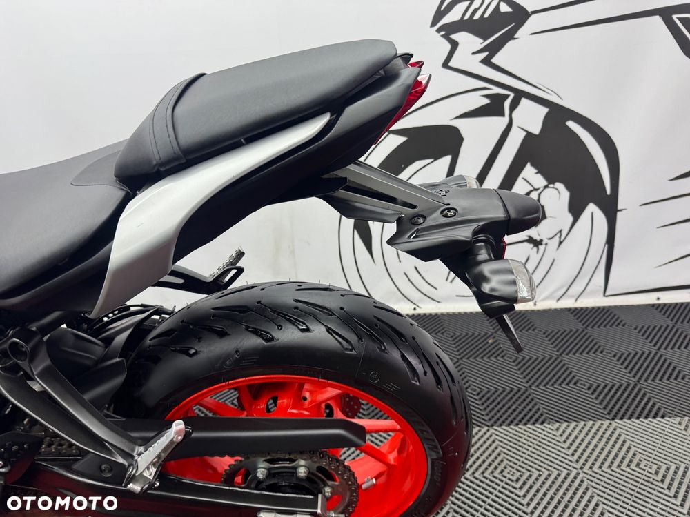 Yamaha MT - 20