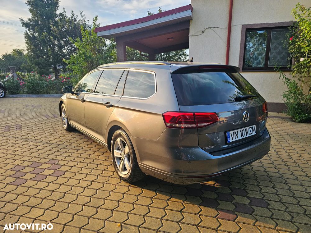 Volkswagen Passat Variant 1.6 TDI (BlueMotion Technology) DSG Comfortline - 2