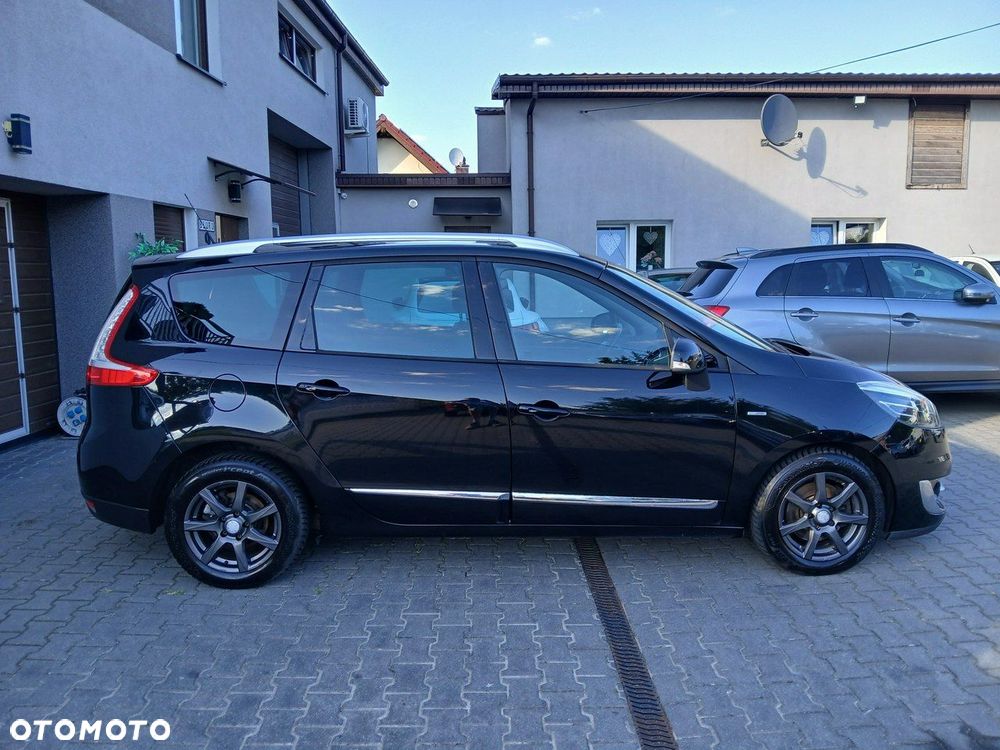 Renault Grand Scenic - 8