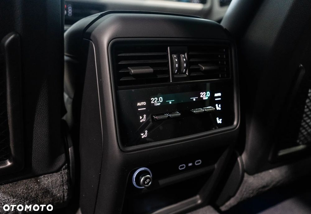 Porsche Cayenne S E-Hybrid PHEV Black Edition - 28