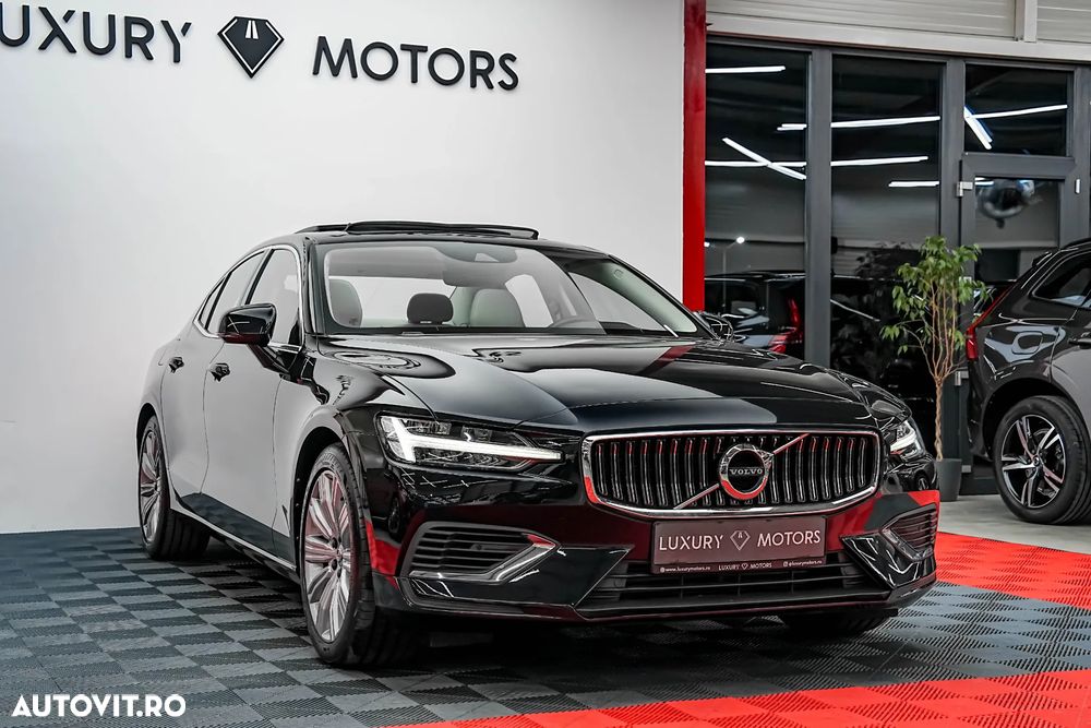 Volvo S60 T8 eAWD Momentum Pro - 5