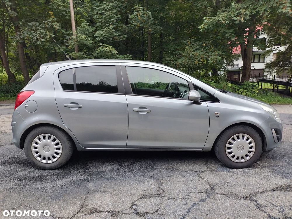 Opel Corsa 1.2 16V Edition 150 - 4