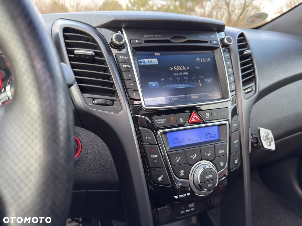 Hyundai i30 1.6 T GDI Turbo - 33