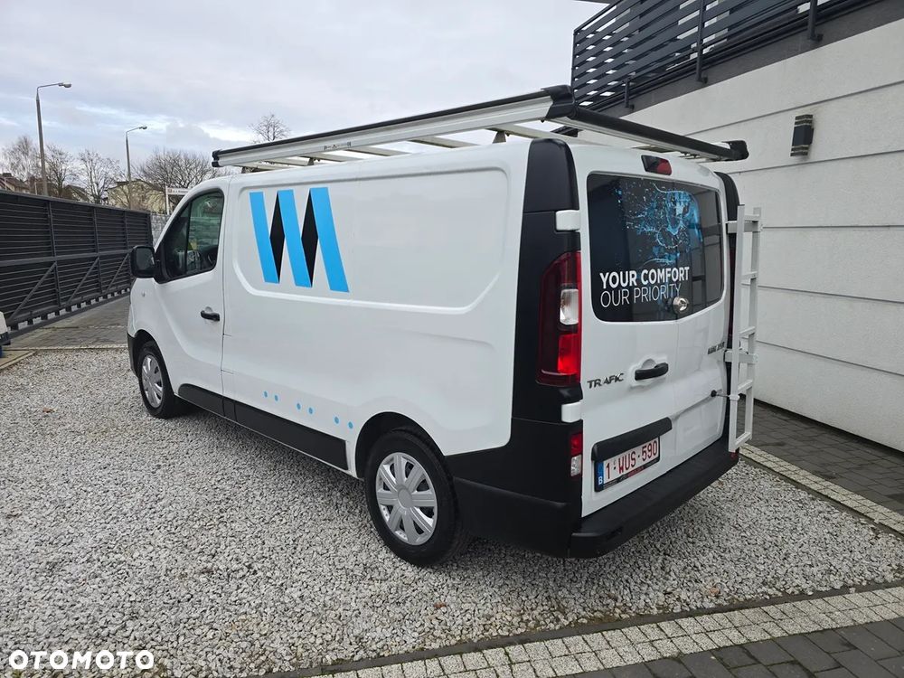 Renault Trafic - 6