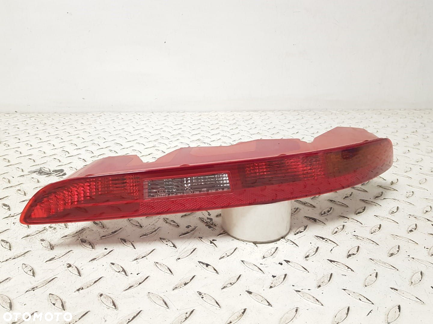 ORYGINALNA TYLNA PRAWA TYŁ PRAWA LAMPA W ZDERZAK AUDI Q3 I 1 11-14 8U0 8U0945096 - 2