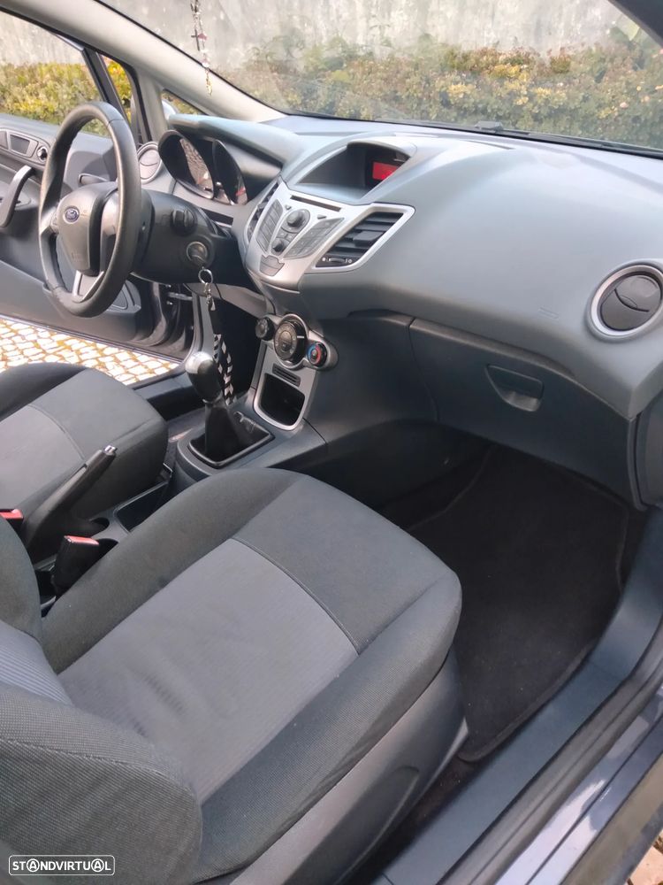 Ford Fiesta - 3