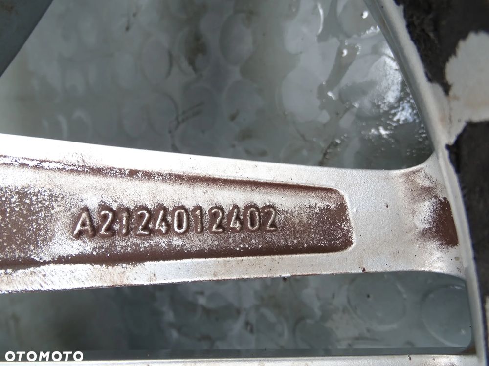 E klasa W212 Felgi 9Jx18/8.5Jx18 Alu komplet z oponami 2124012402 - 16