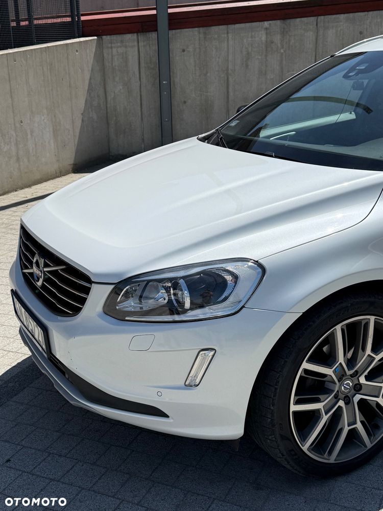Volvo XC 60 D5 AWD Summum - 6