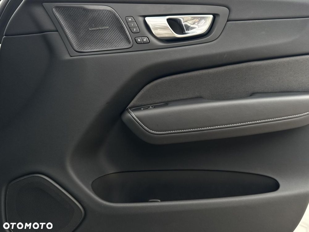 Volvo XC 60 - 23