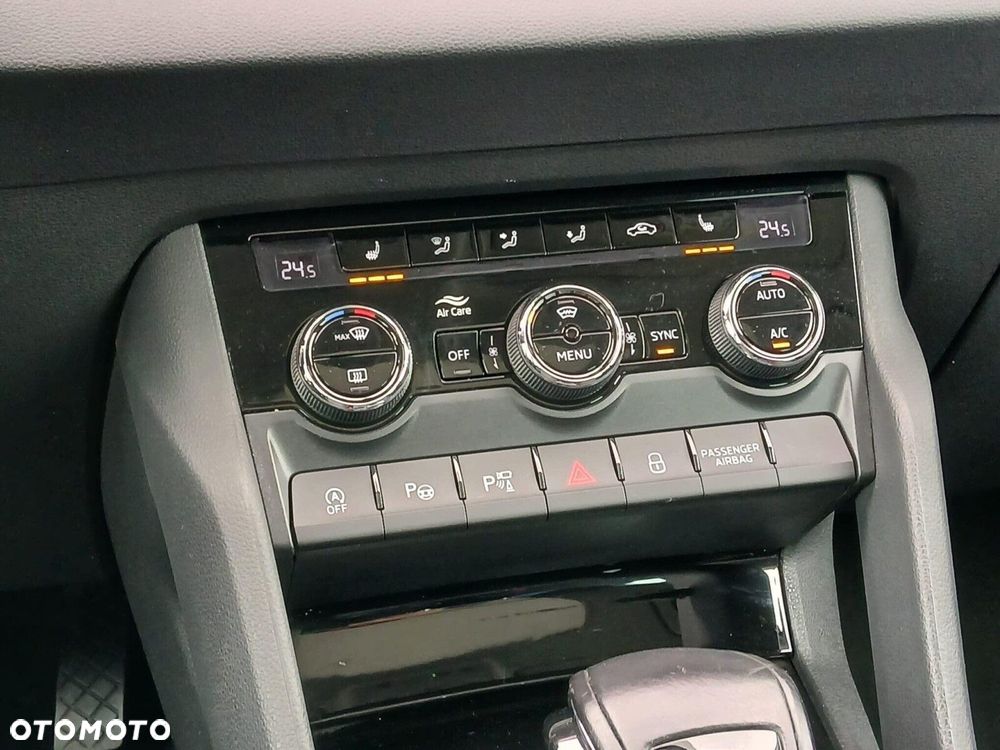 Skoda Karoq 1.5 TSI ACT Style DSG - 27