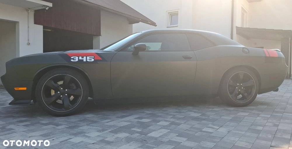 Dodge Challenger - 3