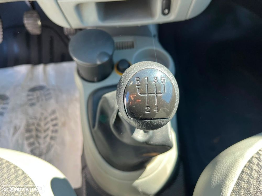Renault Kangoo 1.9 dCi G. Confort 4x4 - 15