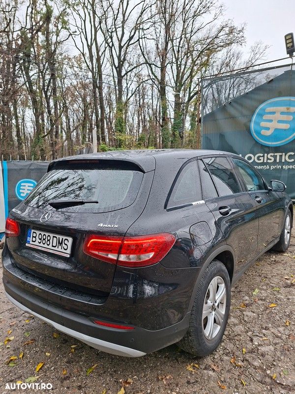 Mercedes-Benz GLC - 4