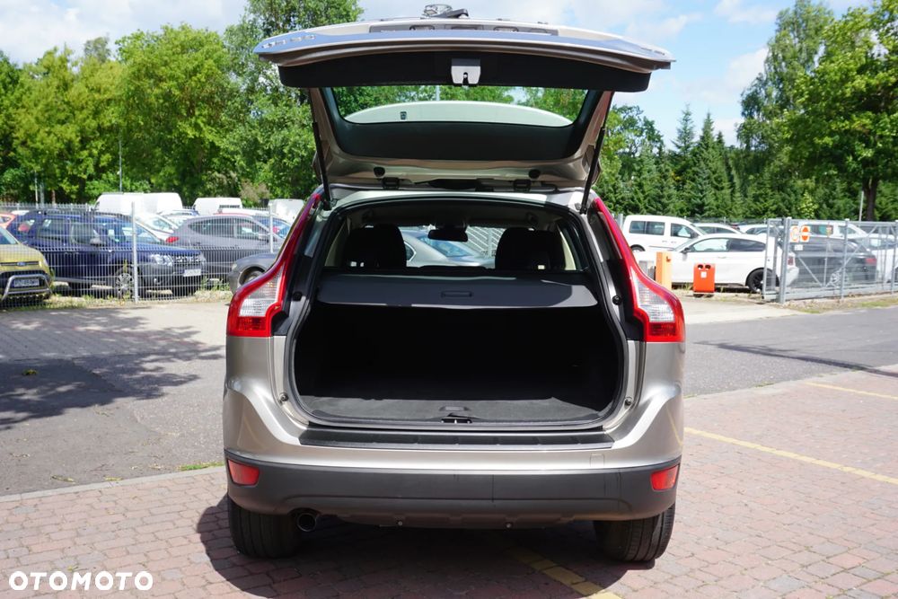 Volvo XC 60 D4 Kinetic - 5