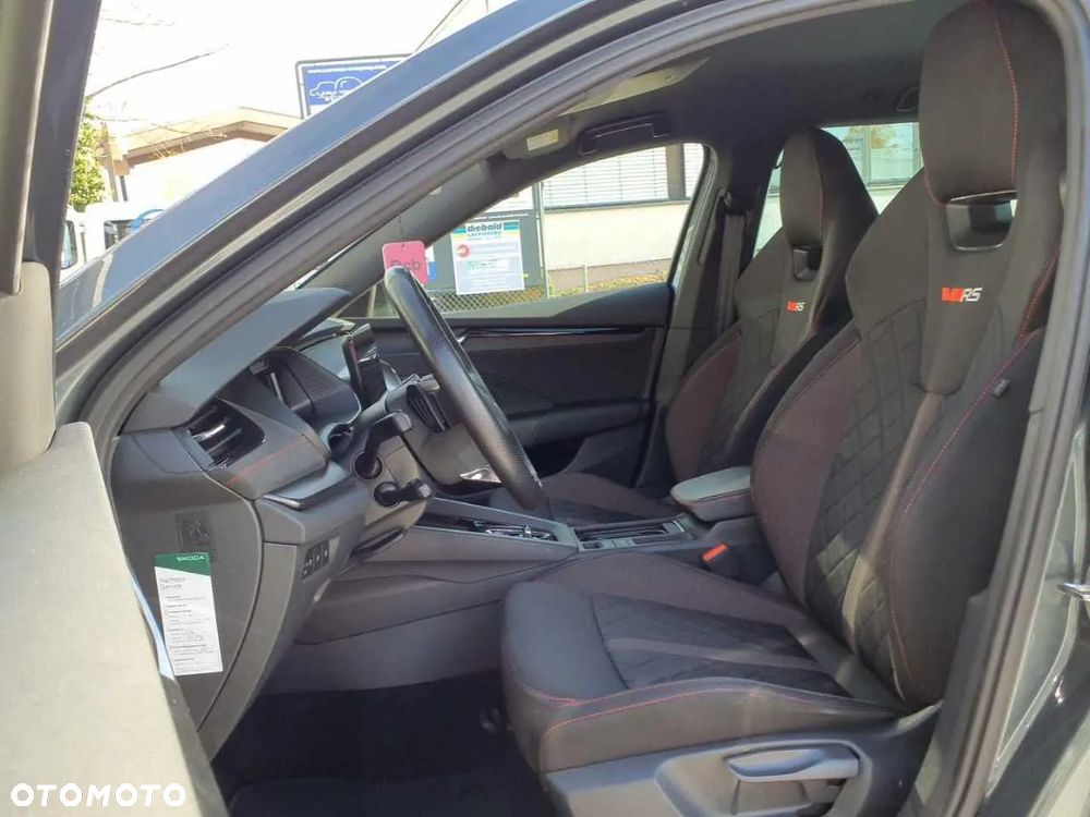 Skoda Octavia 2.0 TSI DSG RS - 5