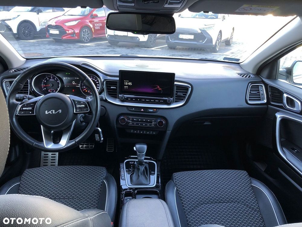 Kia Ceed 1.5 T-GDI L Business Line Plus DCT - 11