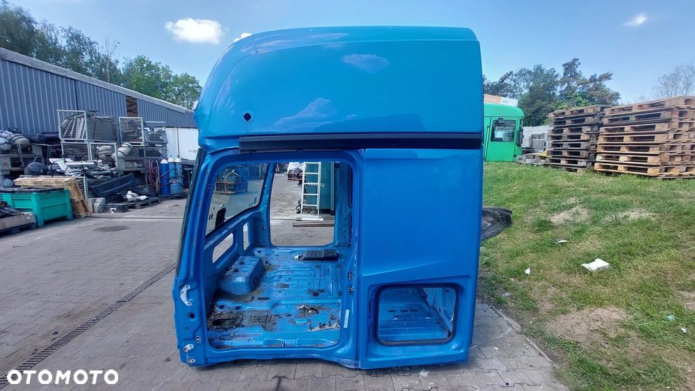 MERCEDES ACTROS MP4 MP5 KABINA GIGA SPACE SZKIELET USZKODZONY - 12