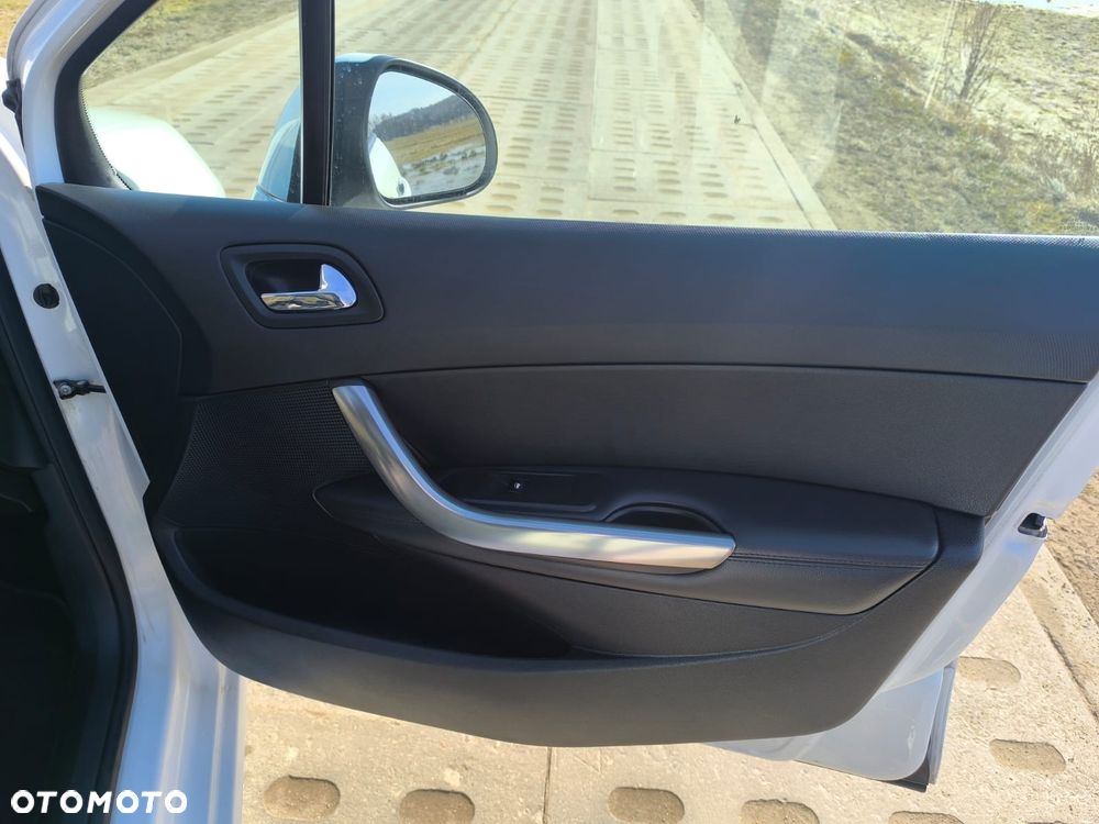 Peugeot 308 155 THP Premium - 15