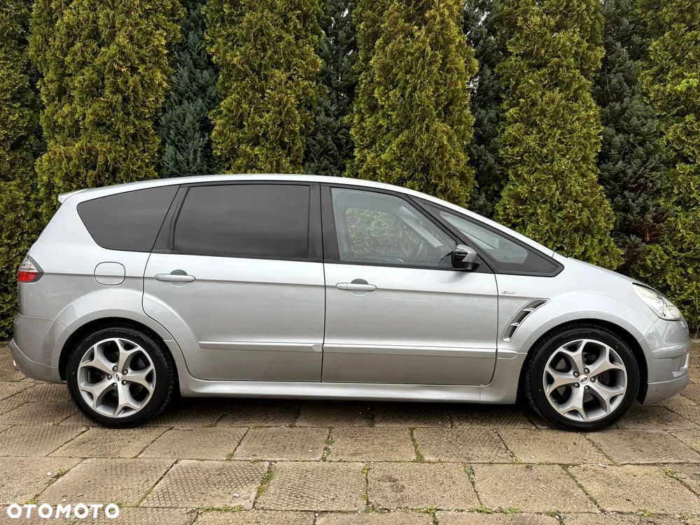 Ford S-Max - 19