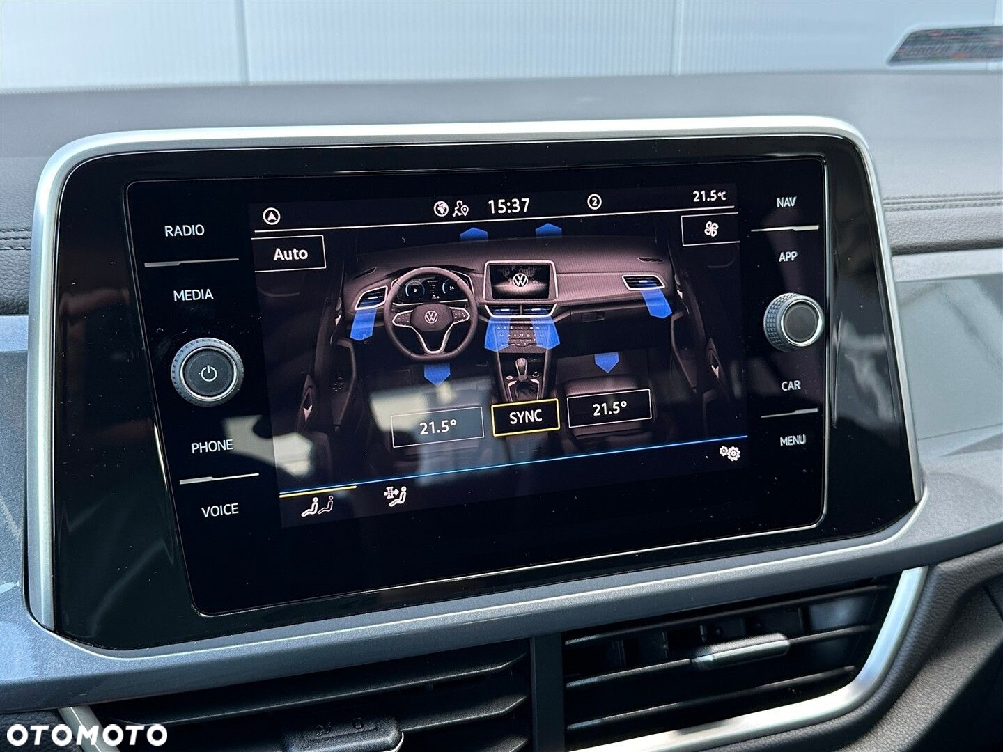 Volkswagen T-Roc 1.5 TSI Style DSG - 21