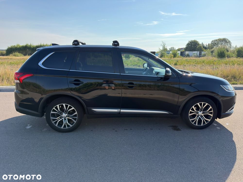 Mitsubishi Outlander 2.2 DID Intense + 4WD - 5