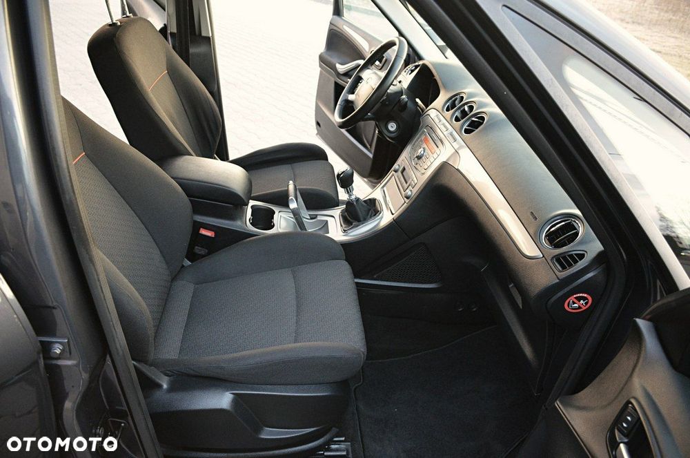 Ford S-Max - 18