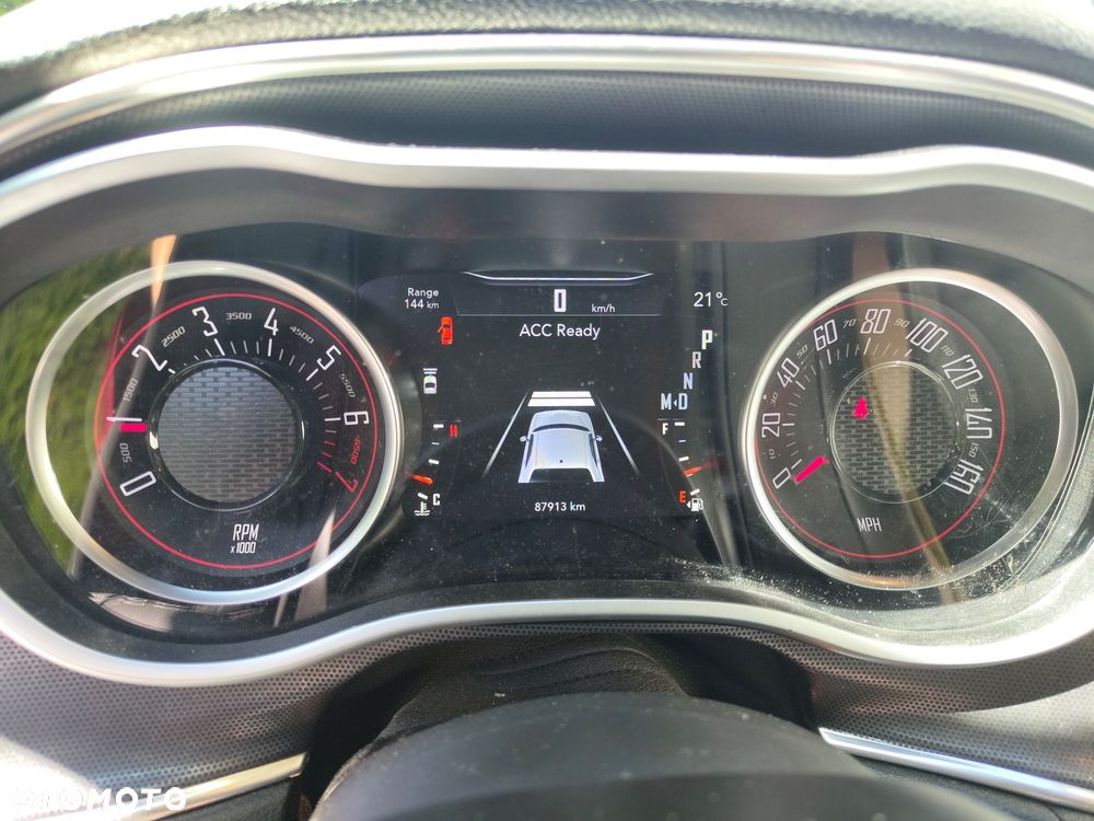 Dodge Challenger 3.6 SXT Plus - 14