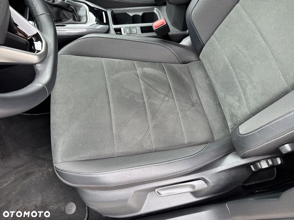 Volkswagen T-Roc 1.5 TSI Style DSG - 16