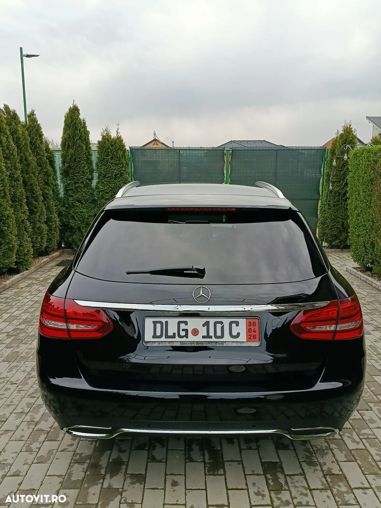 Mercedes-Benz C 220 CDI DPF (BlueEFFICIENCY) 7G-TRONIC Avantgarde - 12
