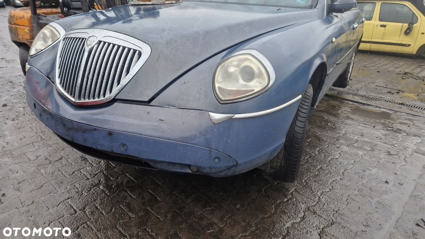 REFLEKTOR LEWY LAMPA LEWA LANCIA THESIS - 2