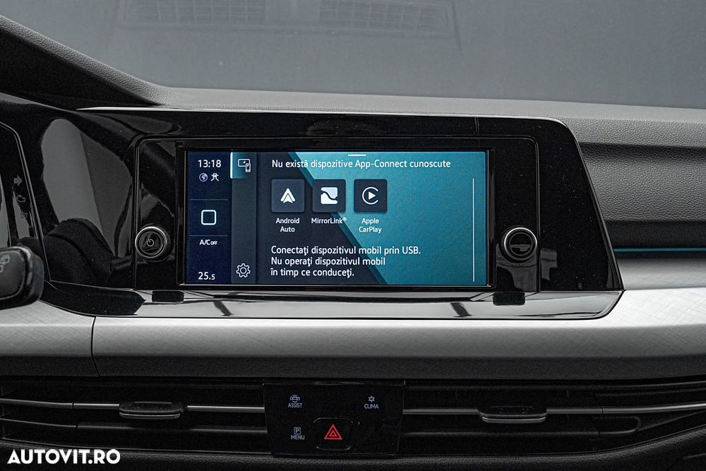 Volkswagen Golf 1.5 eTSI MHEV 130CP DSG Life - 22