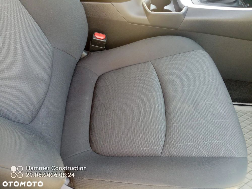 Toyota RAV4 - 22