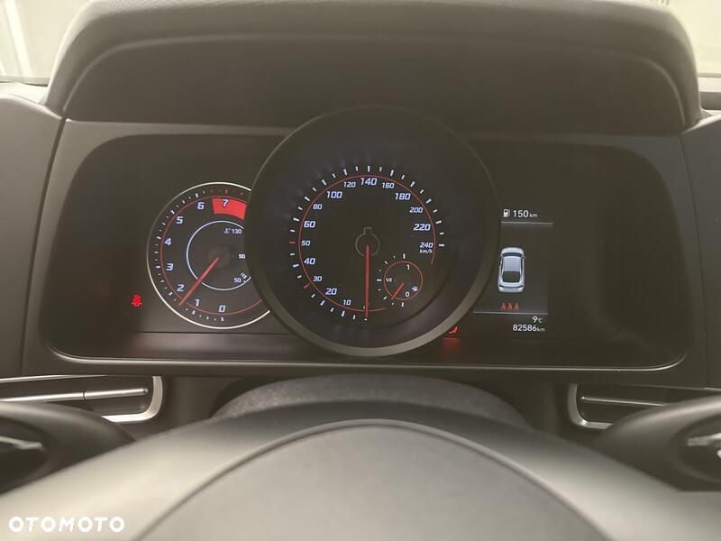 Hyundai Elantra - 14