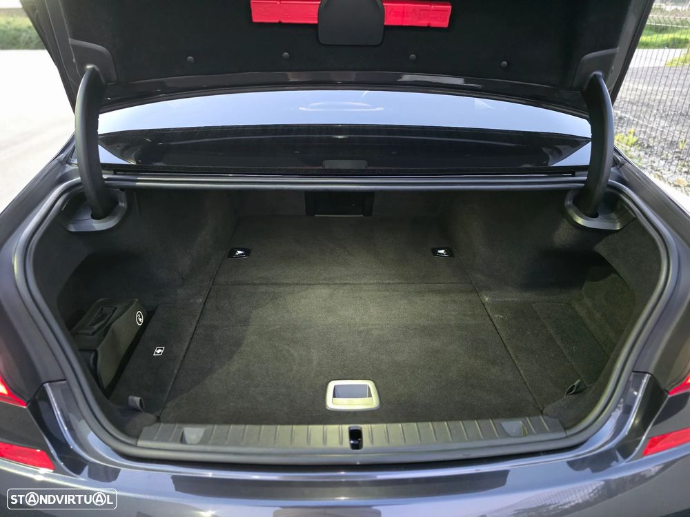 BMW 740 Le xDrive iPerformance Pack M - 51