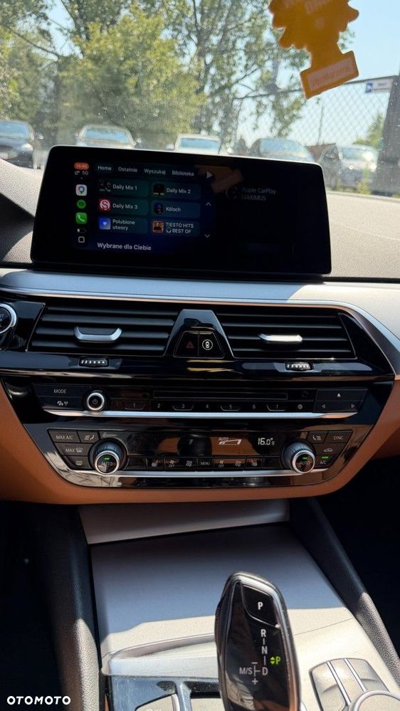 BMW Seria 5 520d Luxury Line - 29