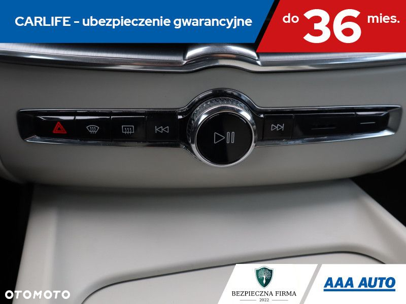 Volvo XC 60 - 18