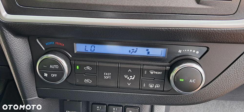 Toyota Auris 1.6 Premium Start - 9