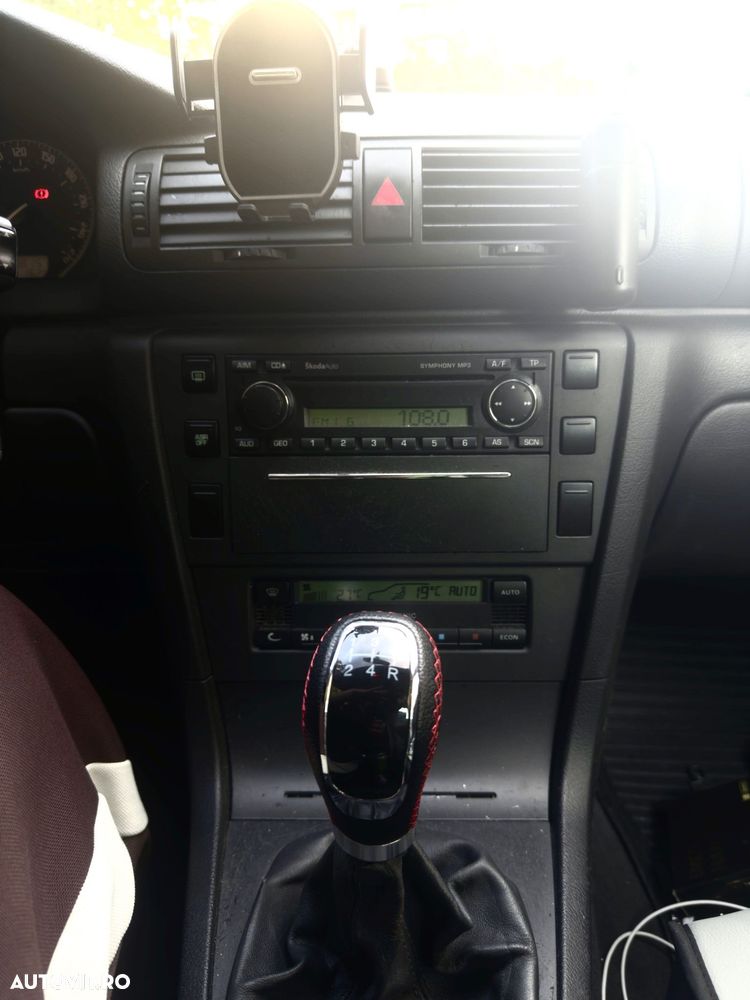 Skoda Superb 1.9TD Ride - 6