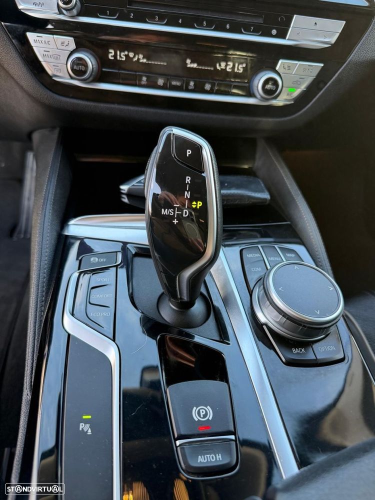 BMW 520 d Line Luxury Auto - 26