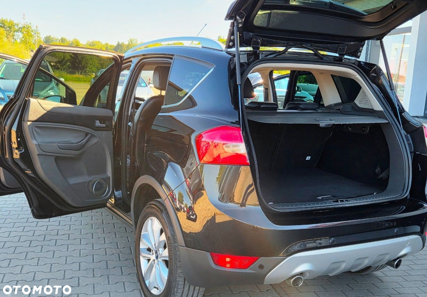 Ford Kuga - 38